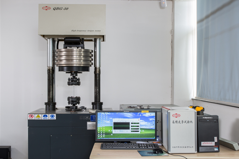 HÖG-FREKVENS-TRÄTTHET-TEST-MASKIN